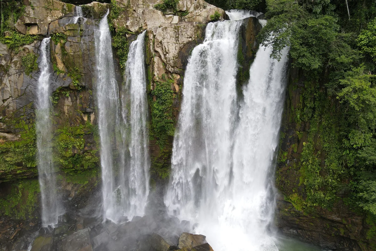 Two-tiered Nauyaca Waterfalls near Dominical and Uvita